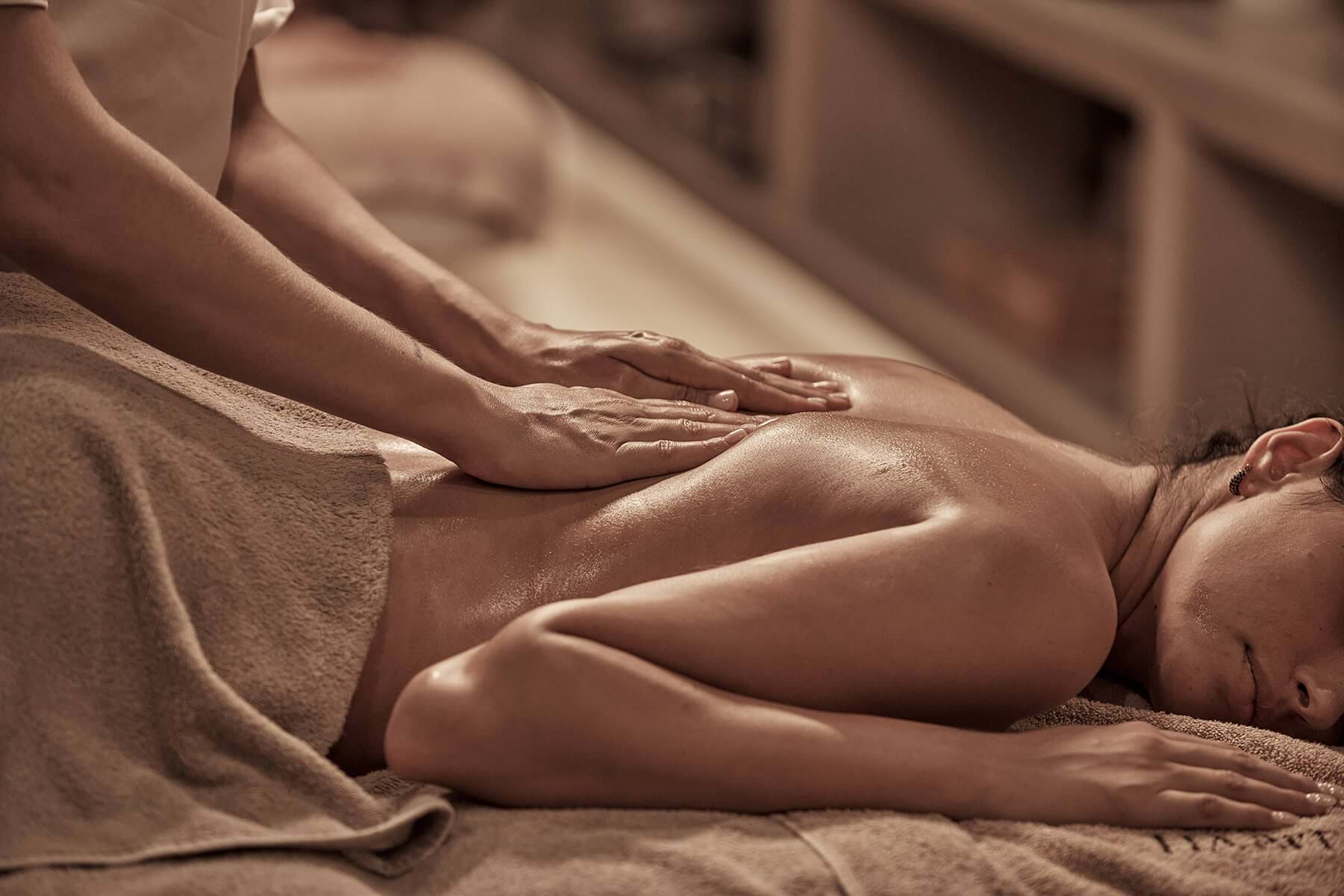 Amyth of Mykonos - Deep Tissue Massage